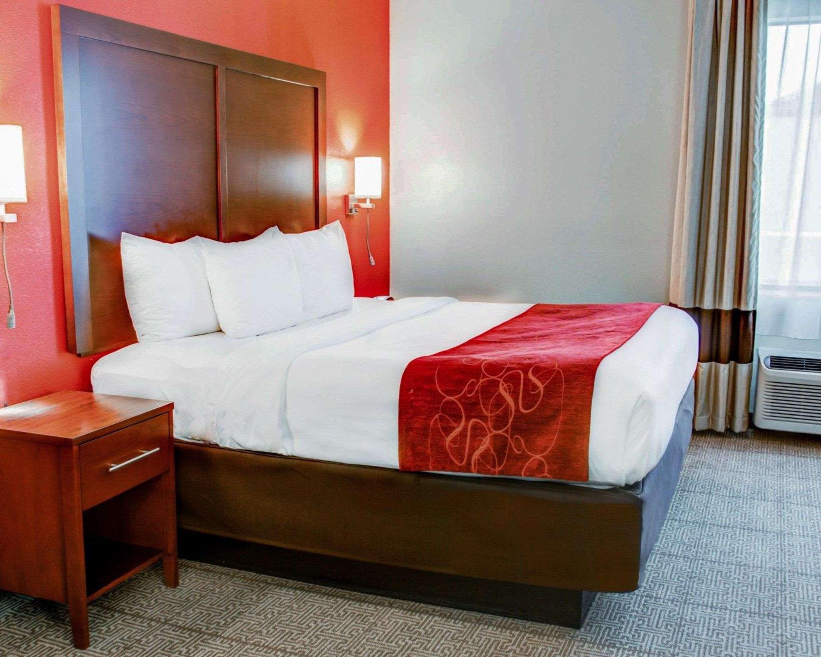 Comfort Suites Tyler South Extérieur photo