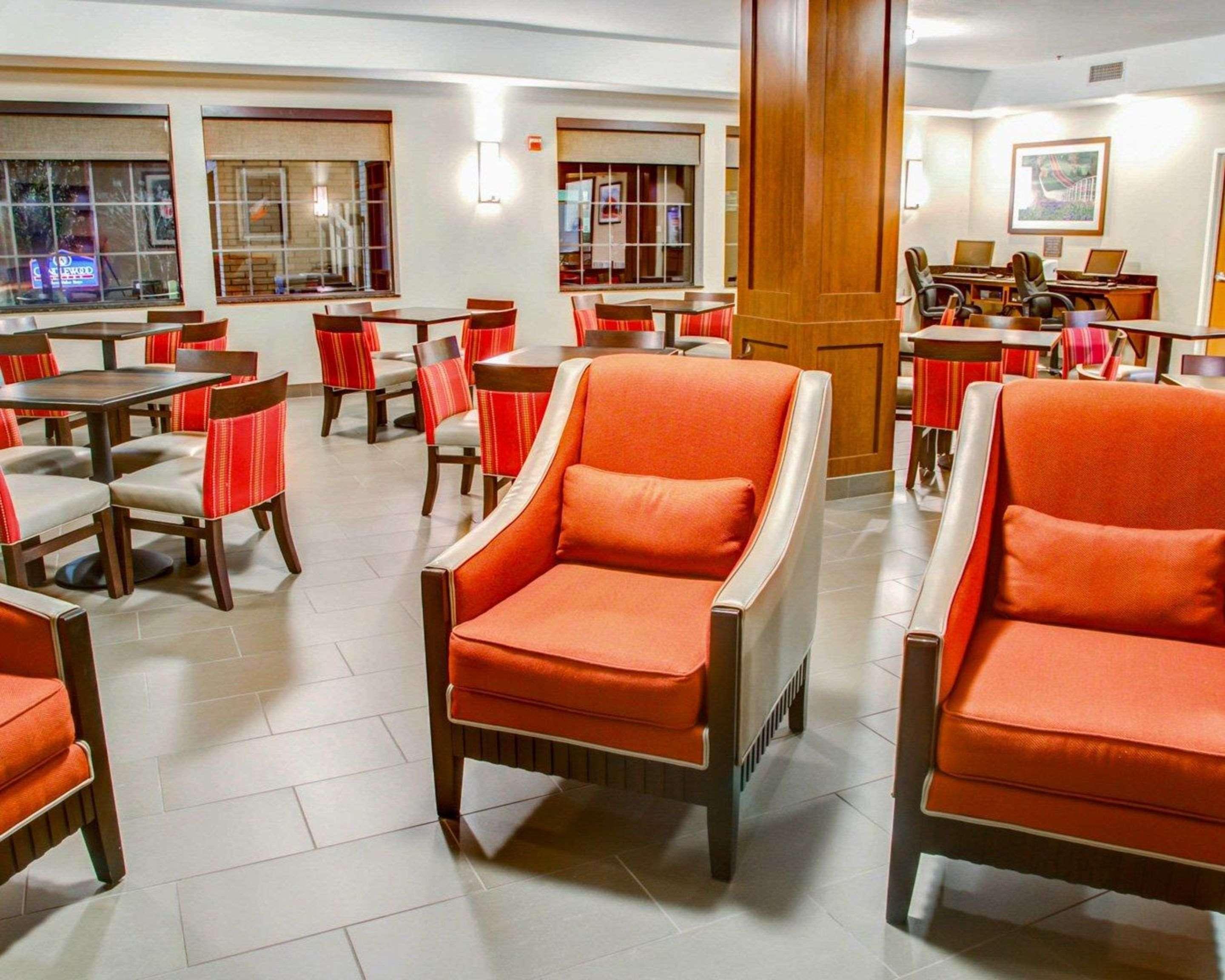 Comfort Suites Tyler South Extérieur photo