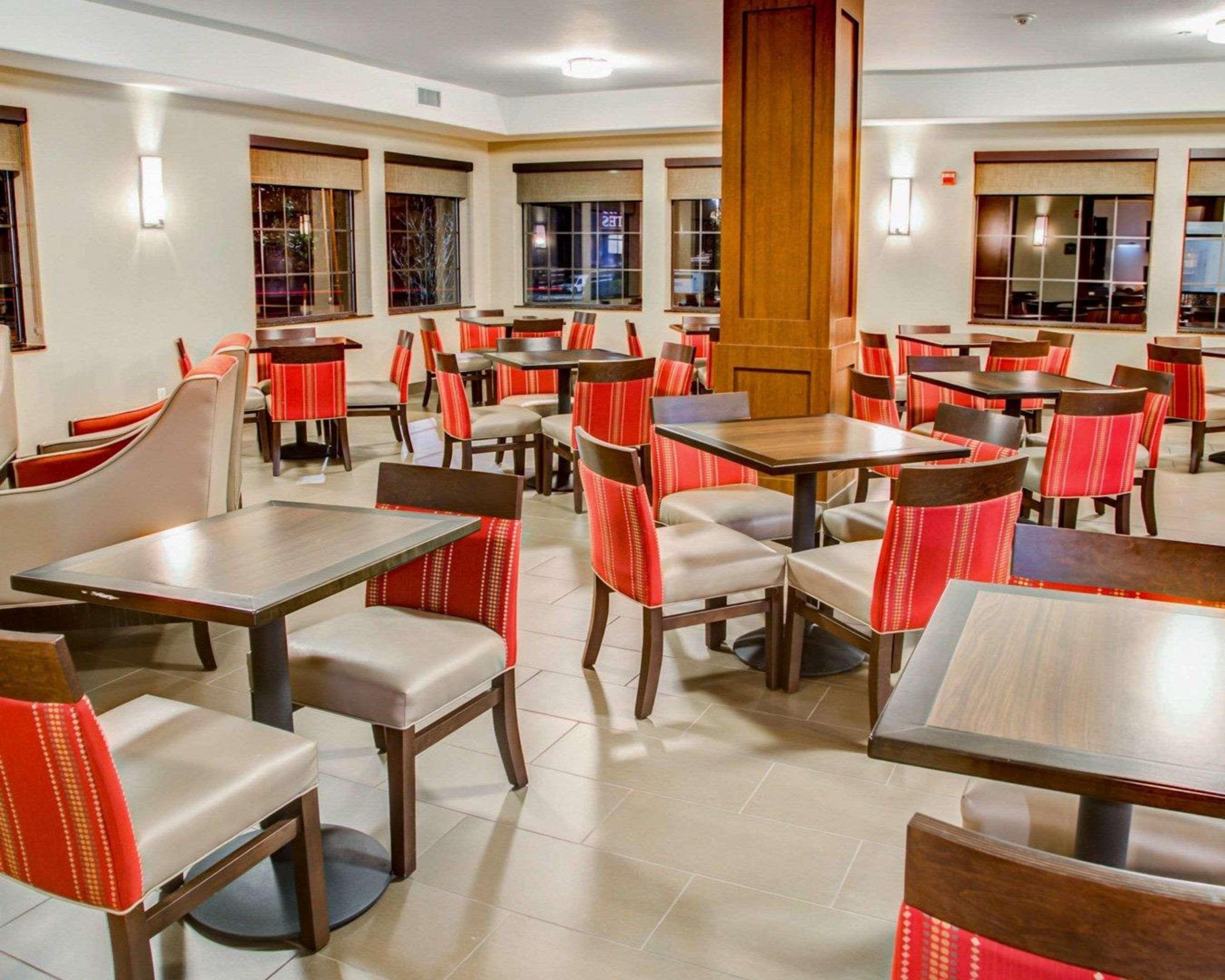 Comfort Suites Tyler South Extérieur photo