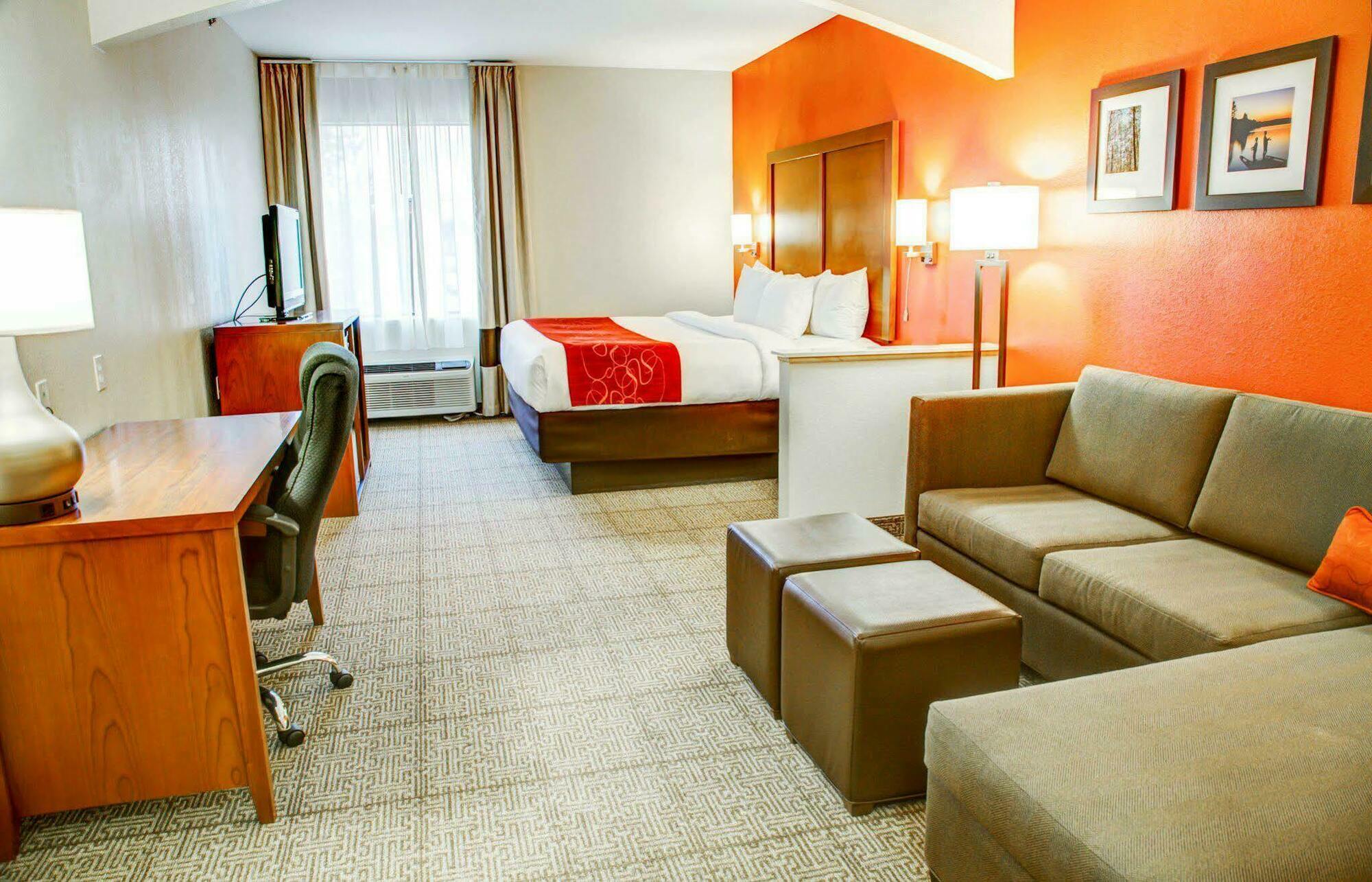 Comfort Suites Tyler South Extérieur photo